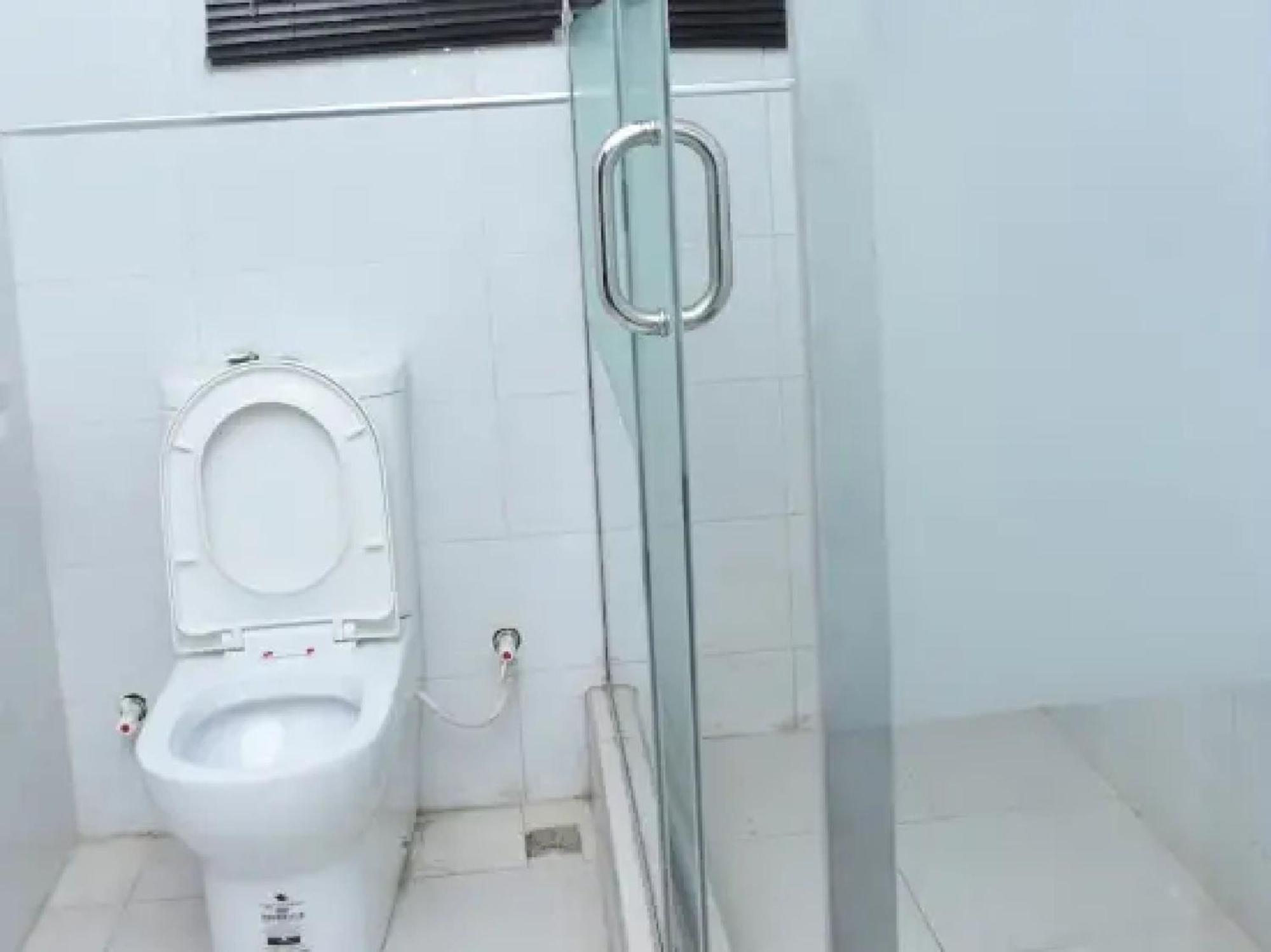 Room In Lodge - Ambience Hotels Abujahome For Leisure And Business Travellers Экстерьер фото